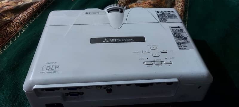 mitsubishi XD500U DLP Projecter 6