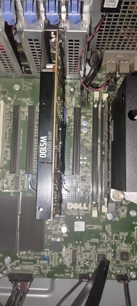 Dell T3600 Intel (R) xeonCPU E5 3