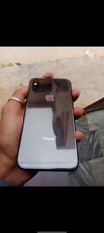 Iphone XS 64gb water pack lush condition 03497672461 0