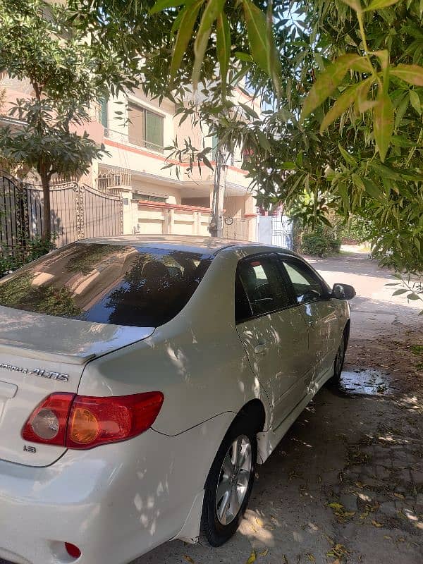 Toyota Corolla Altis 1.8 3