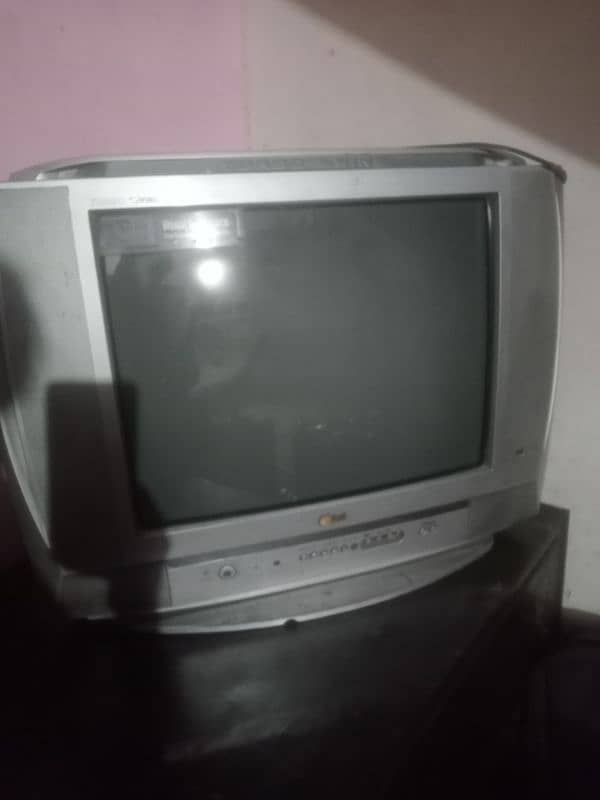 LG TV 2