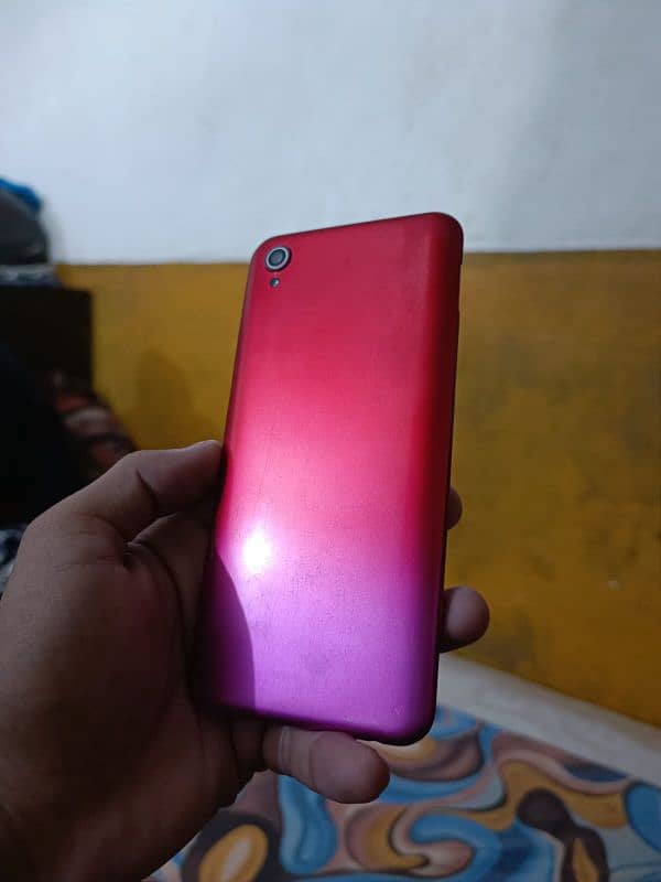 vivo kit hai 6gb 128gb hai 5