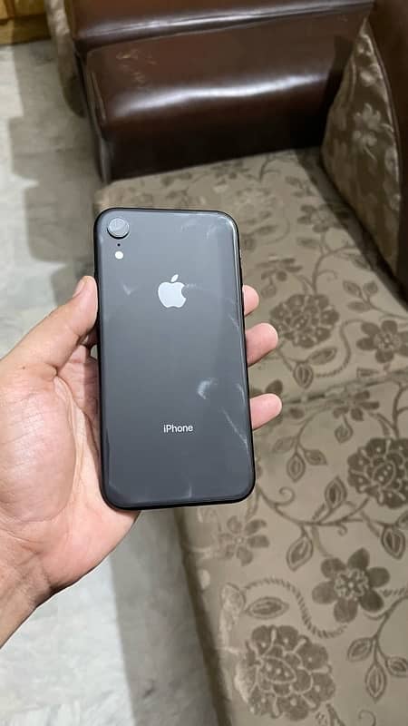 Iphone Xr  64 gb 2