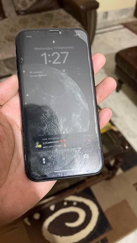 Iphone Xr  64 gb 4