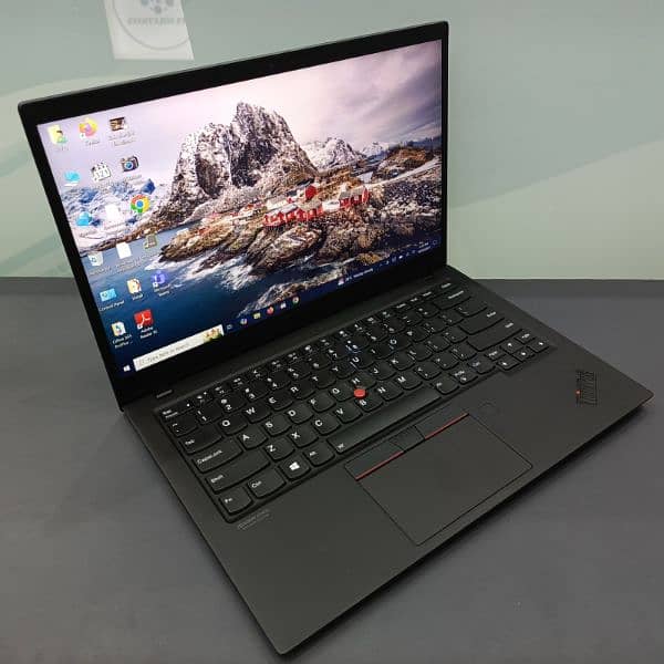 Lenovo ThinkPad X1 Carbon Core-i7-8th Gen 16GB RAM-8550U Best Laptop 0