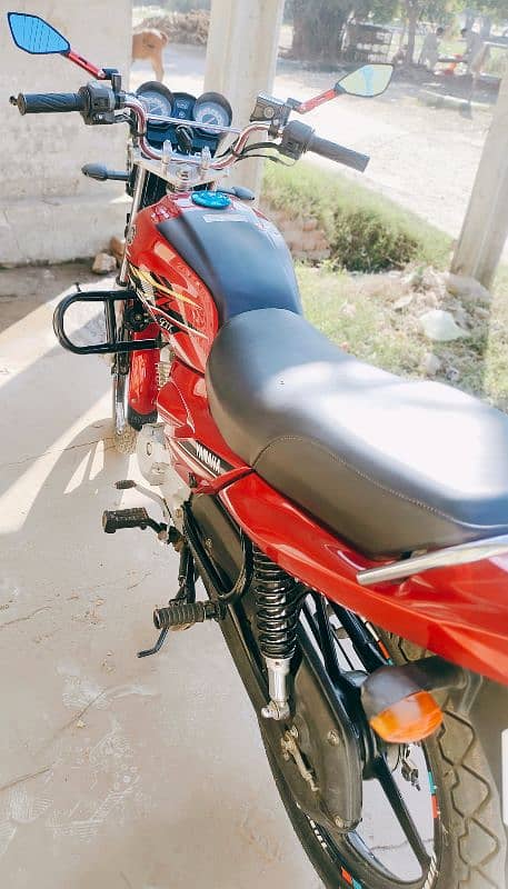 Yamaha yb125zdx 1