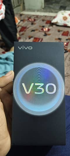 vivo v30 5g . . . . 12=256