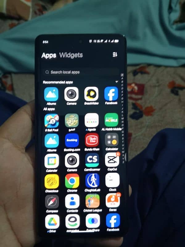 vivo v30 5g . . . . 12=256 1