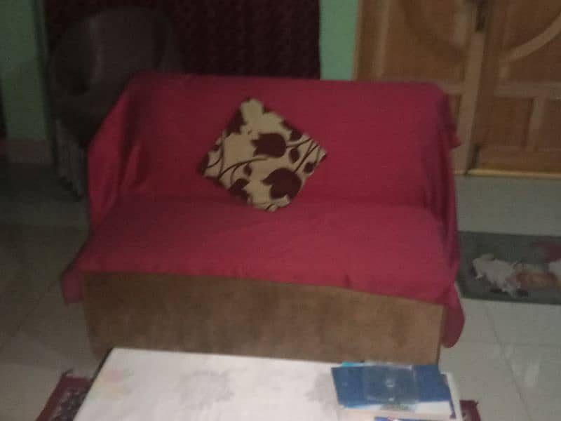 new sofa no used brand new we are going Dubai that's wai we are sell 1