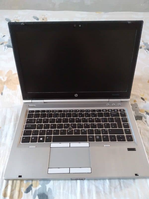 Hp elite book 8460p 0