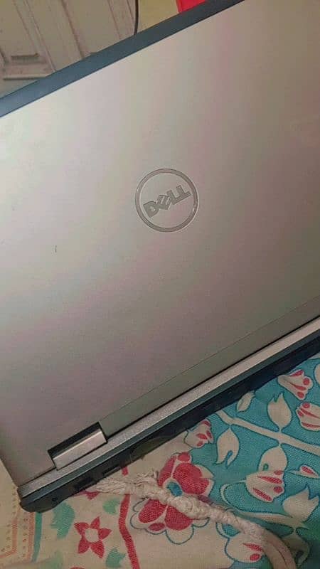 Dell laptop Icore 5 4/256 gb Great Condition contact 03318239599 4