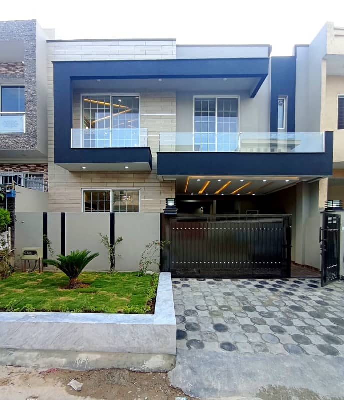 Double Story house for sale 0