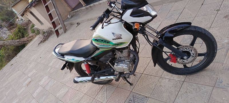 Honda CBF 125 2