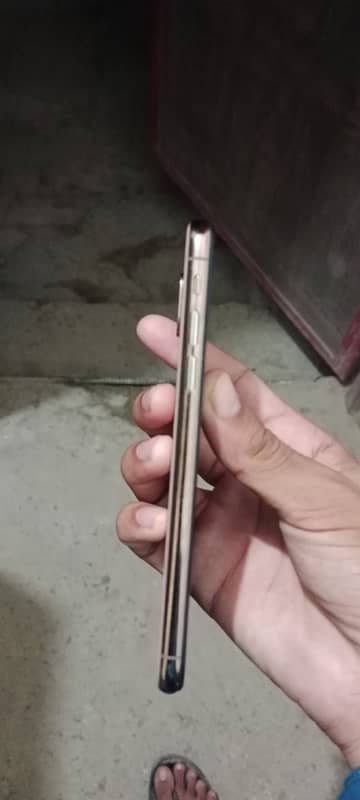 iPhone XS non pta battery 79. /64 gb whtsapp 03067539506 2