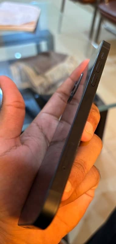 iphone 12 10/10 condition 64gb non pta 2