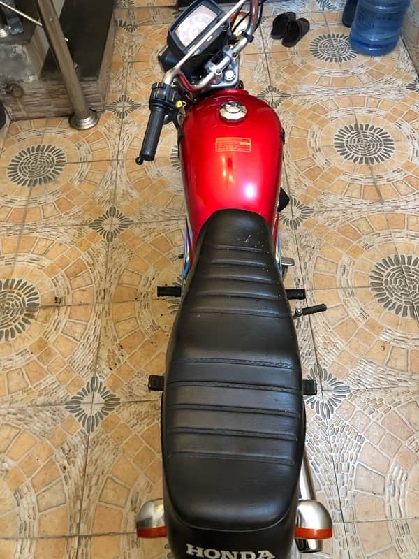 24 years old Honda cd70 in good condition 0