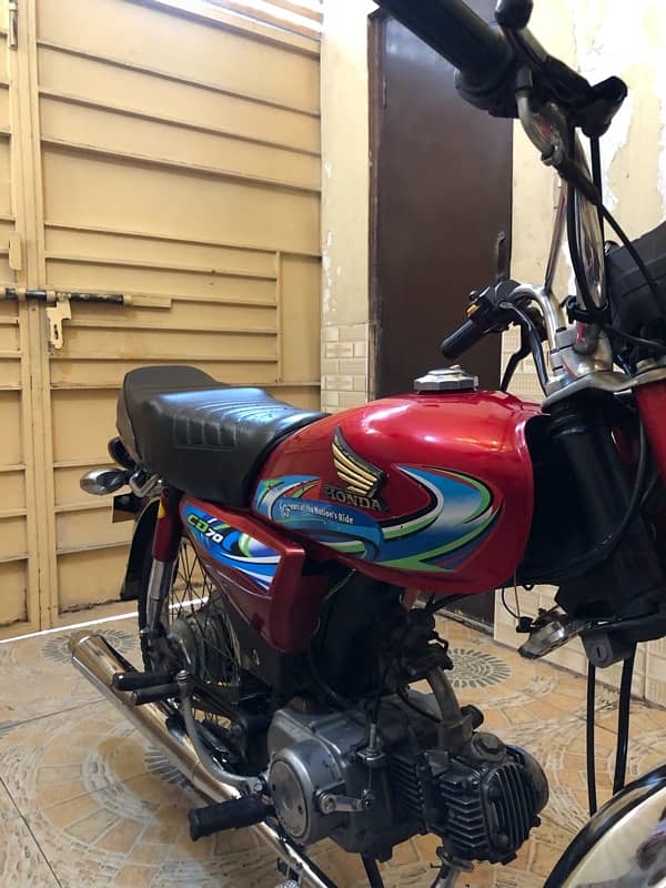 24 years old Honda cd70 in good condition 1