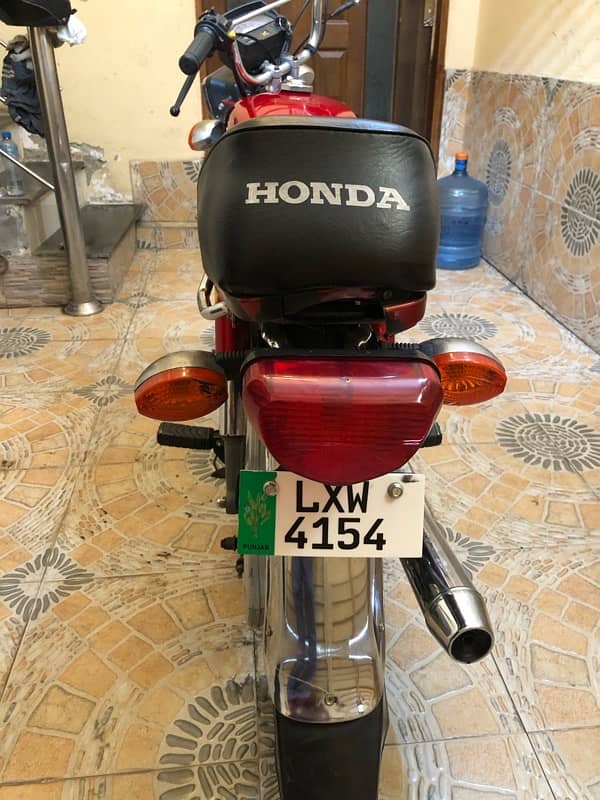 24 years old Honda cd70 in good condition 5