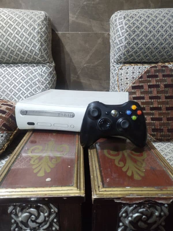 xbox 360 8/10 condition 3