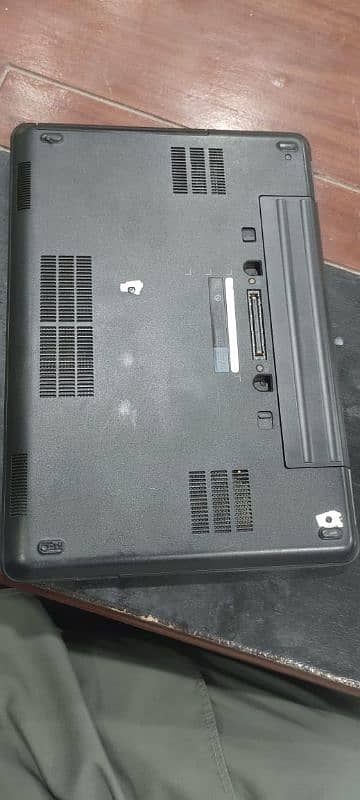 Dell Latitude e5440 2