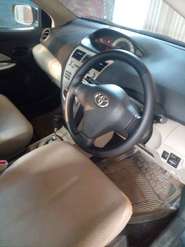 Toyota Belta 2007 14