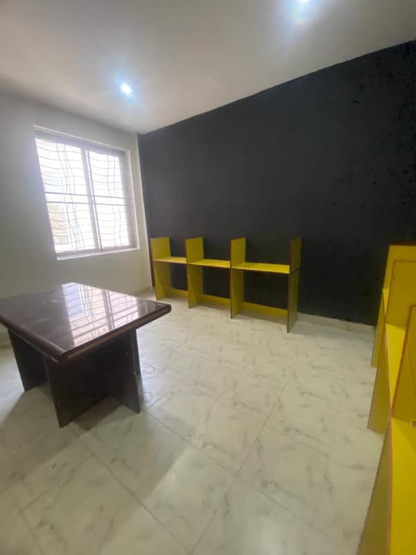 furnished Office for rent in gulberg for (Call center + Software house + Marketing office and other setup as you want) 3