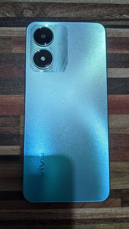 Vivo Y02S 4