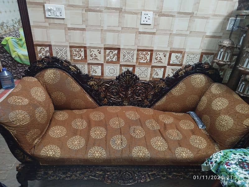 2 seater sofa 0