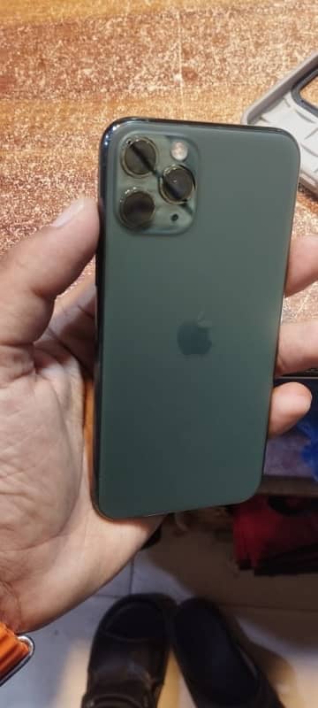 iPhone 11 Pro 0