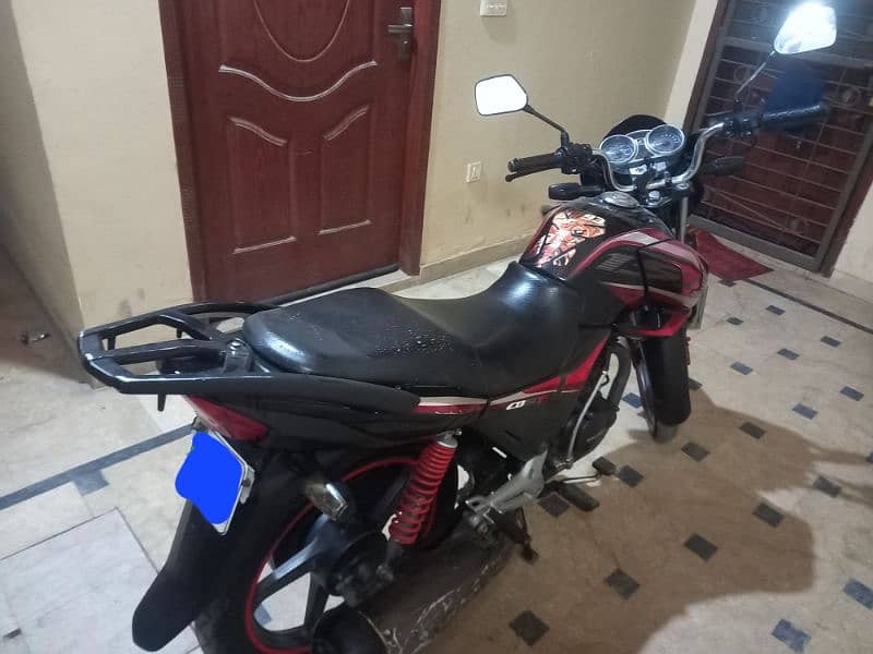 Honda cb150F 2018C 3