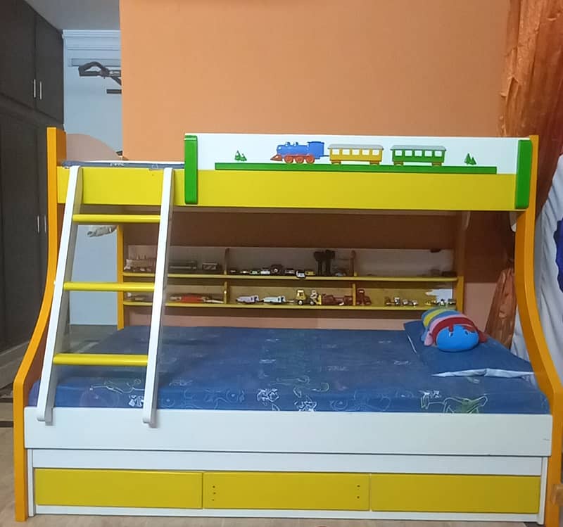 Bunk bed  FULL SIZE, QUEEN/KING size, orange and white, kids and teens 1