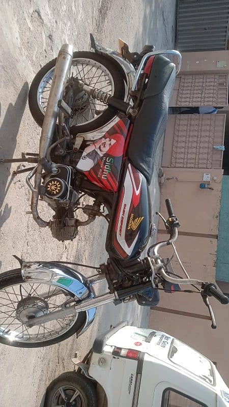 Honda Cd 70 Bike (2017) 3