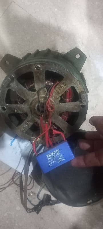 Motor for sale with Fan and stand 1