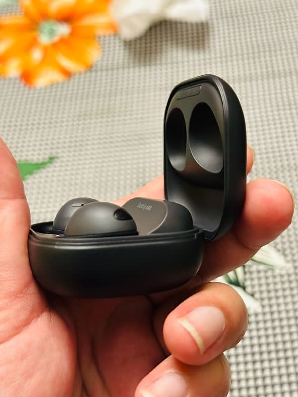 Samsung Galaxy Buds 2 Pro 3