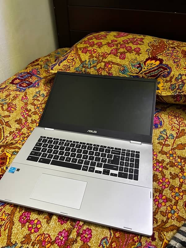 ASUS CX1700 Chromebook Laptop 2