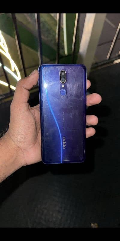 oppo f11 1