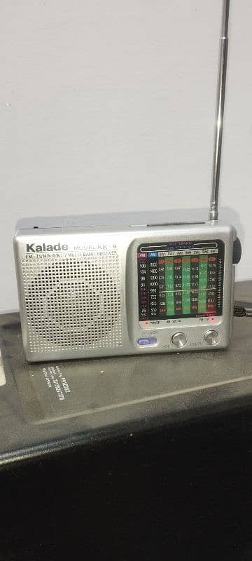 Kalade KK-9 Analog Radio Fm/Tv Mw Sw1-7 New good condition box no have 0