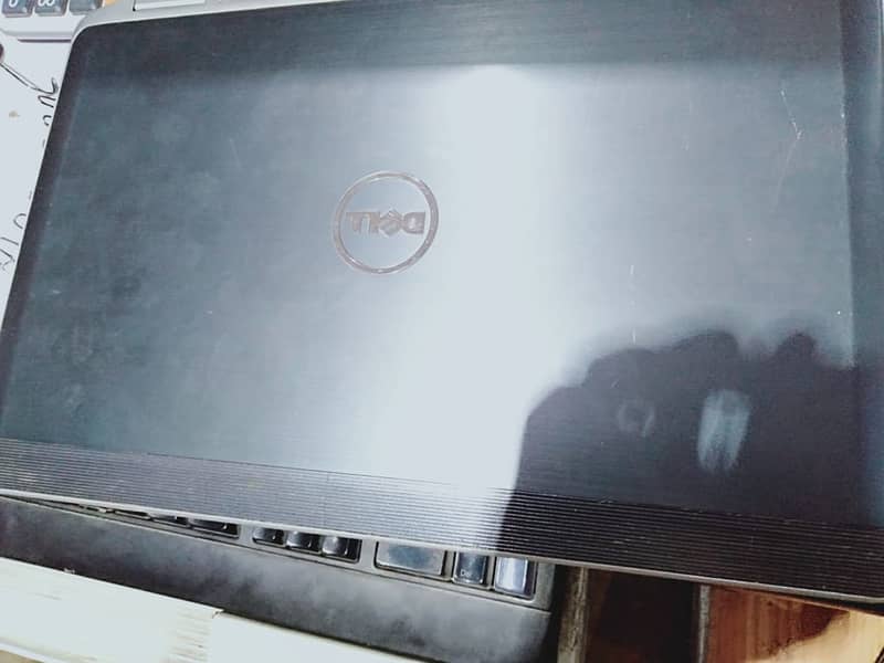 dell Laptop 7