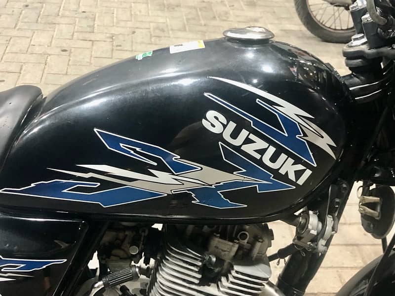 Suzuki gs 150se 14