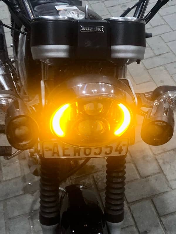 Suzuki gs 150se 16