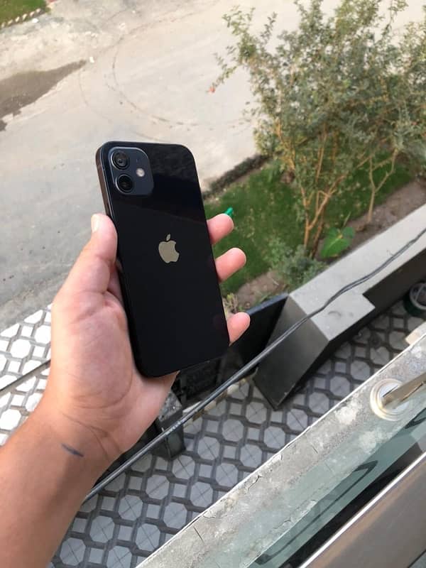 iPhone 12 non pta (fu) model 1