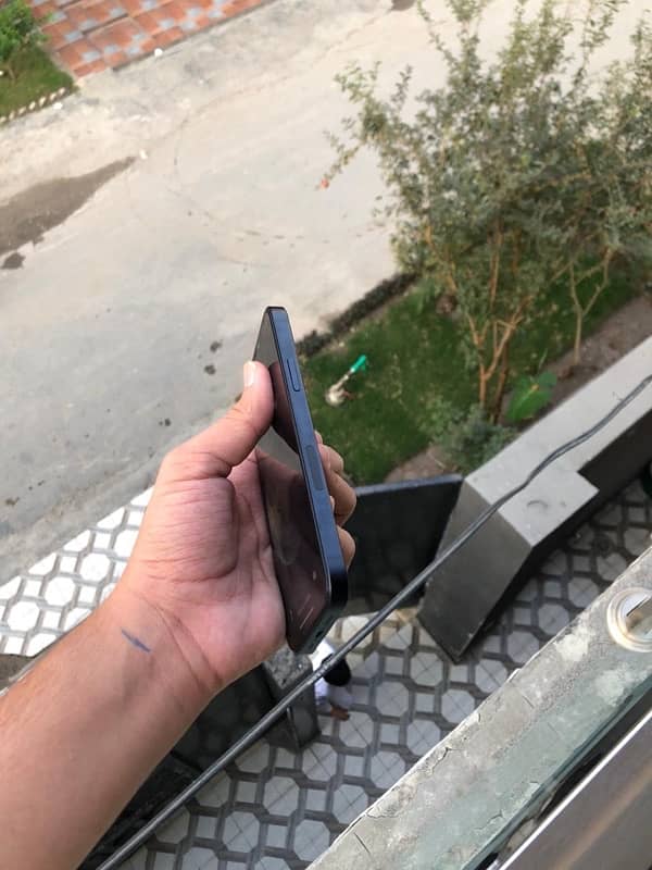 iPhone 12 non pta (fu) model 3