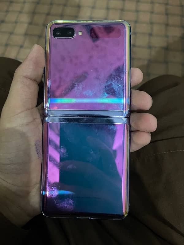 Galaxy Z Flip 1 1