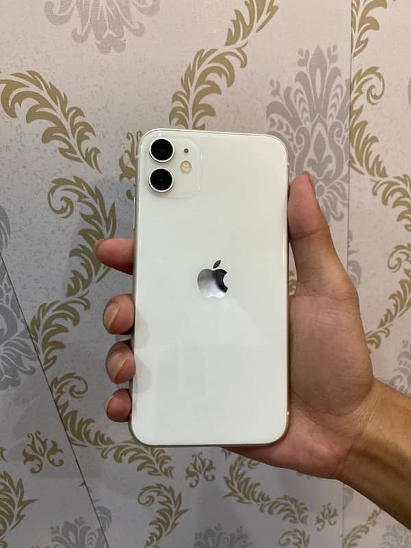 IPhone 11 128GB PTA Approved Lla Model Best condition 0