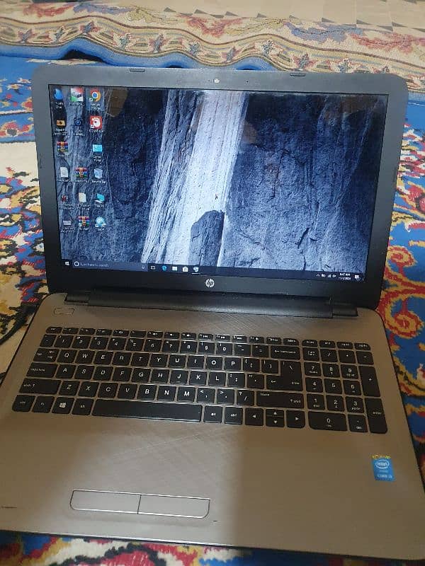 laptop hp core i3 5th generation 4