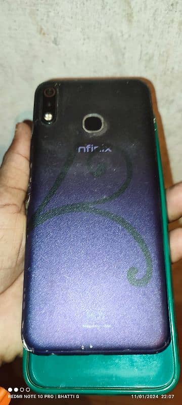 Infinix Hot 8 Lite 2GB 32GB 1