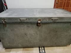 Trolly and Trunk (pati) For Sale