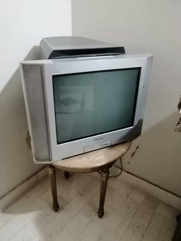 Sony TV wega 21 inch 1