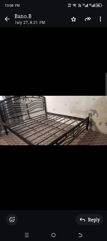 Iron bed with good condition 1