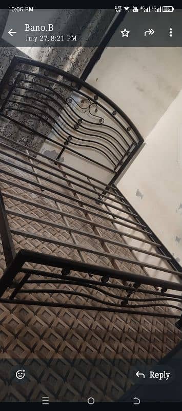 Iron bed with good condition 4